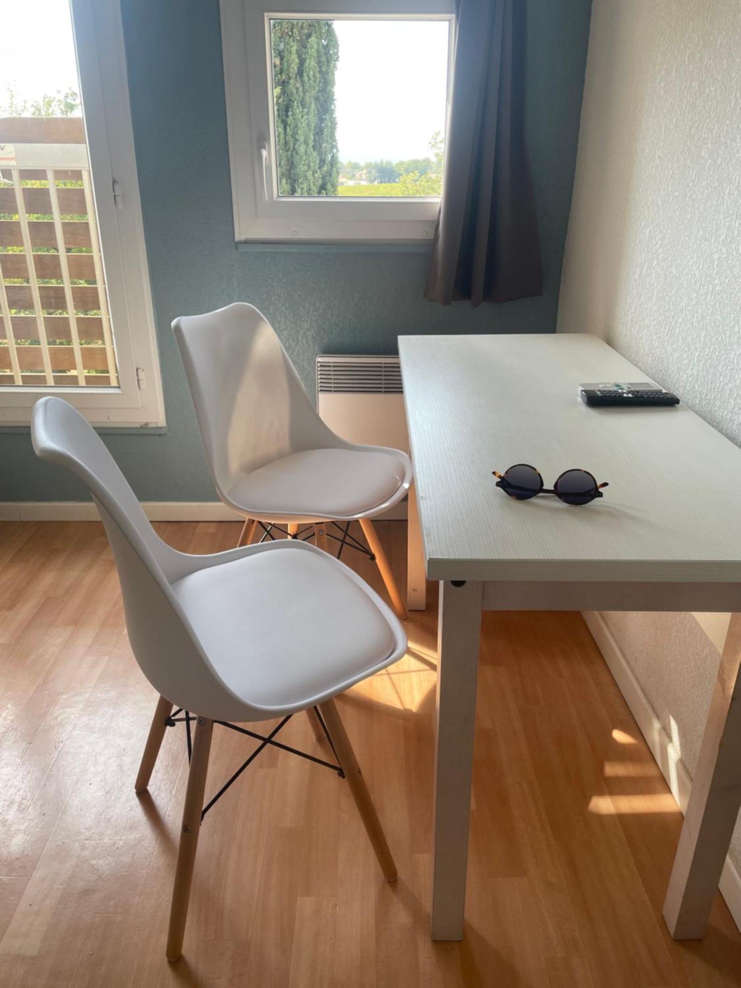 Appartement Plage Piscine Et Tennis Inclus Ла-Лонд-ле-Мор Екстер'єр фото